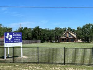 Fawn Meadow Montessori School - Leander TX